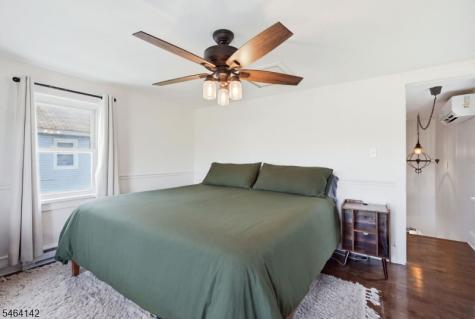 16 Green Street Oxford NJ 07863