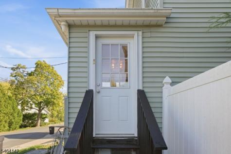 16 Green Street Oxford NJ 07863