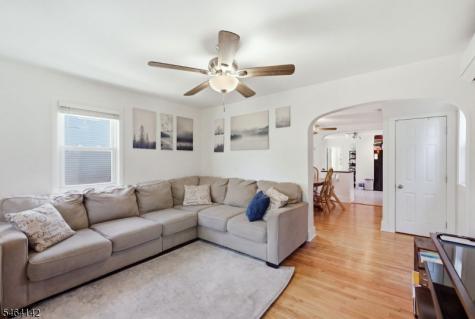 16 Green Street Oxford NJ 07863