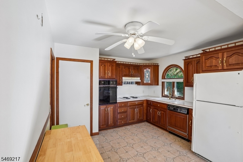 4 Nautical Terrace Jefferson NJ 07849