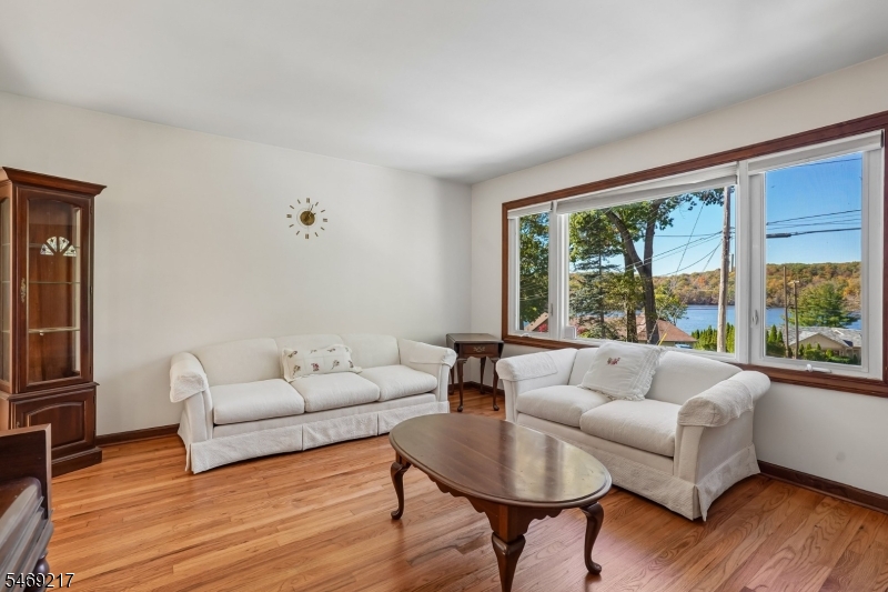 4 Nautical Terrace Jefferson NJ 07849