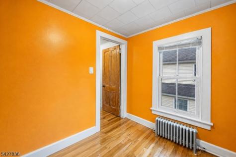28 Clinton Street Newton NJ 07860