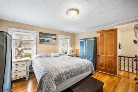 28 Clinton Street Newton NJ 07860
