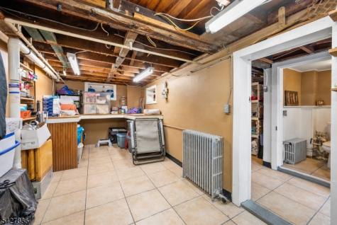 28 Clinton Street Newton NJ 07860