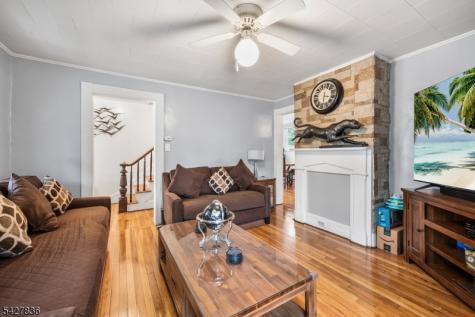 28 Clinton Street Newton NJ 07860