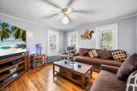 28 Clinton Street Newton NJ 07860
