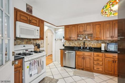 42 Haskell Avenue Wanaque NJ 07420