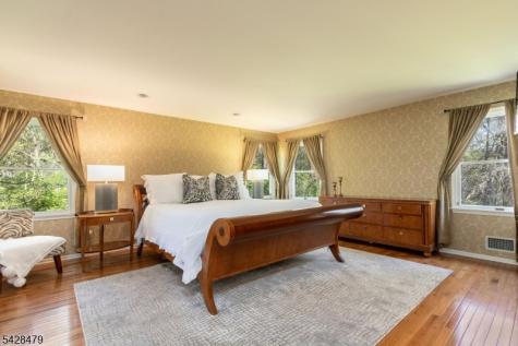 55 Janelle Court Bedminster NJ 07921