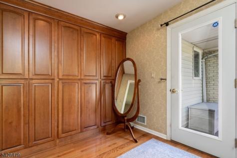 55 Janelle Court Bedminster NJ 07921