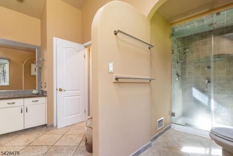 55 Janelle Court Bedminster NJ 07921