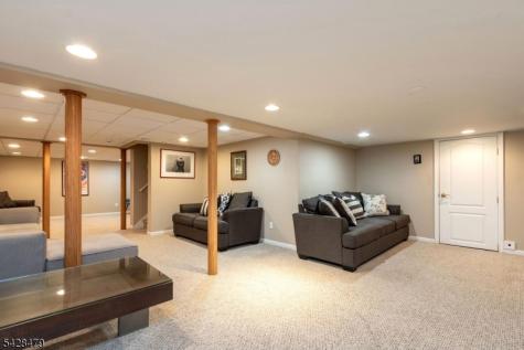 55 Janelle Court Bedminster NJ 07921