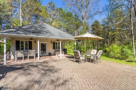 55 Janelle Court Bedminster NJ 07921