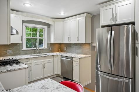 6 Gordon Place New Providence NJ 07974
