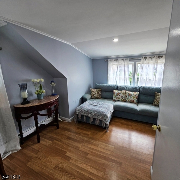 136 Isabelle Street Woodbridge NJ 08840