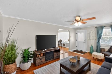 128 White Oak Terrace Belleville NJ 07109