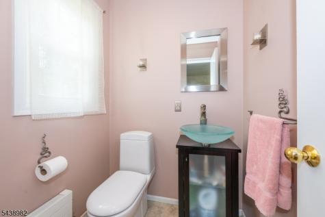 32 Natalie Drive West Caldwell NJ 07006