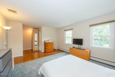32 Natalie Drive West Caldwell NJ 07006
