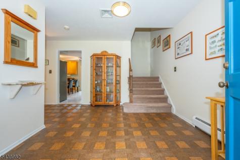 32 Natalie Drive West Caldwell NJ 07006