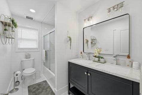 779 Roessner Drive Union NJ 07083
