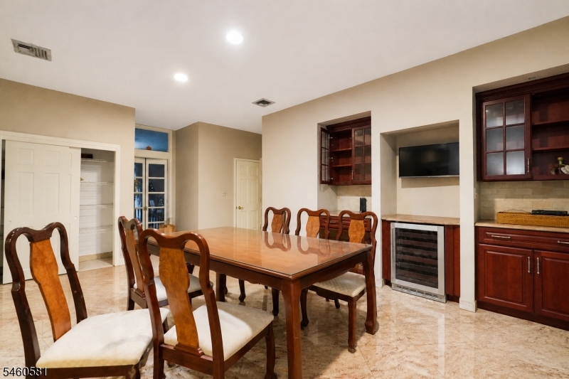 4 Upper Lake Road Jefferson NJ 07438
