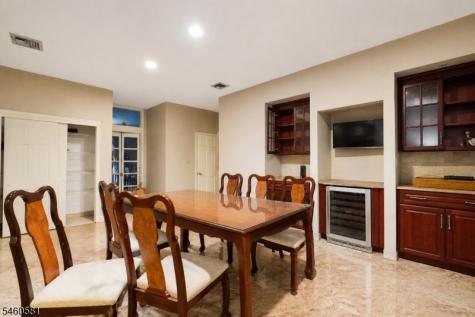 4 Upper Lake Road Jefferson NJ 07438