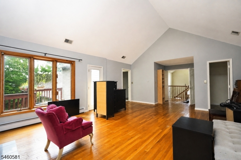 4 Upper Lake Road Jefferson NJ 07438