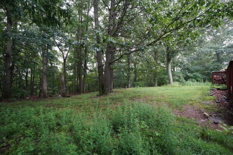 4 Upper Lake Road Jefferson NJ 07438