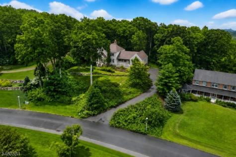 4 Upper Lake Road Jefferson NJ 07438