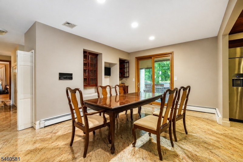 4 Upper Lake Road Jefferson NJ 07438