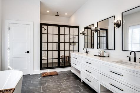 8 Juniper Pointe Trail Green Brook NJ 08812