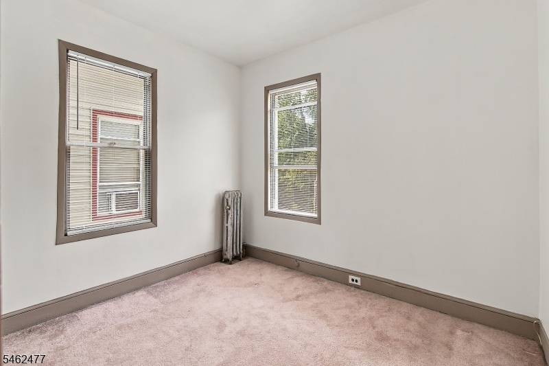 15 Boyle Place Elizabeth NJ 07202