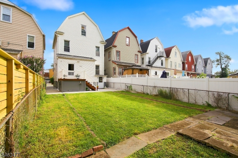 15 Boyle Place Elizabeth NJ 07202