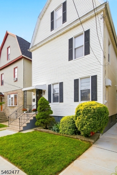 15 Boyle Place Elizabeth NJ 07202