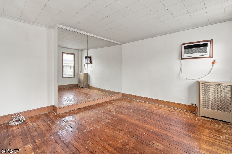 15 Boyle Place Elizabeth NJ 07202