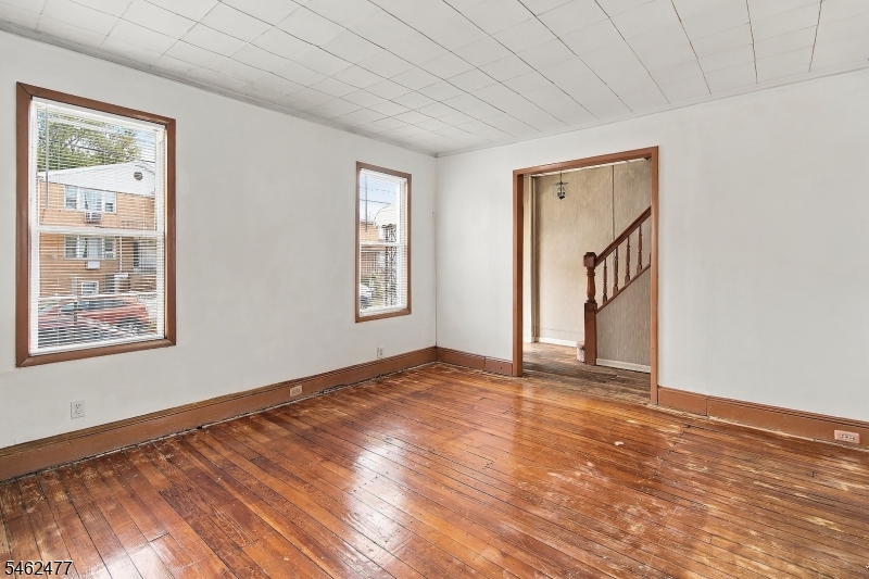 15 Boyle Place Elizabeth NJ 07202