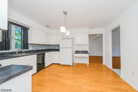 9 Sycamore Lane Piscataway NJ 08854