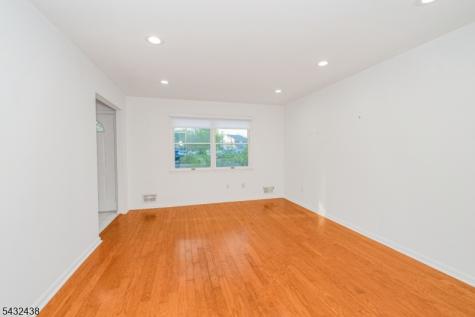9 Sycamore Lane Piscataway NJ 08854