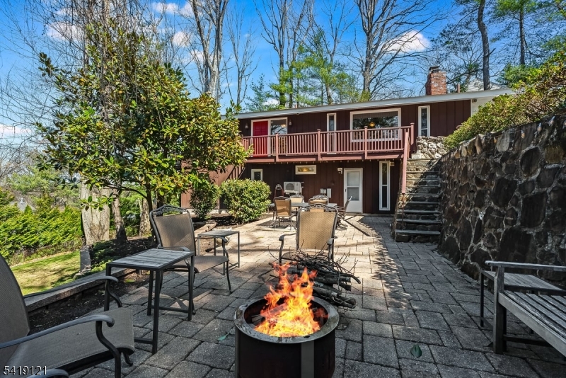 1044 Summit Lane Mountainside NJ 07092