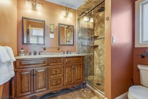 1044 Summit Lane Mountainside NJ 07092