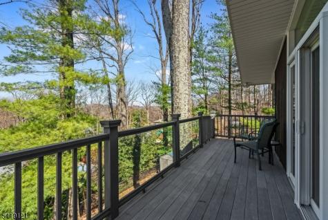 1044 Summit Lane Mountainside NJ 07092