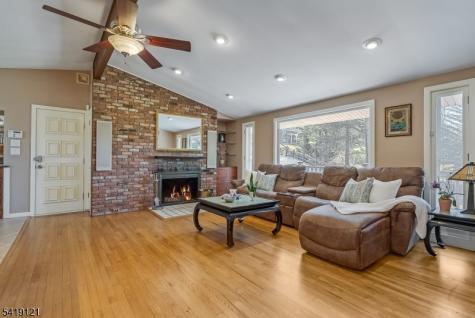 1044 Summit Lane Mountainside NJ 07092