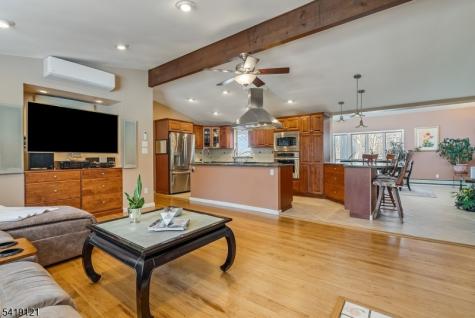 1044 Summit Lane Mountainside NJ 07092