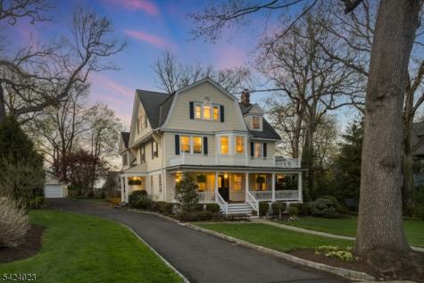 39 Oak Ridge Avenue Summit NJ 07901