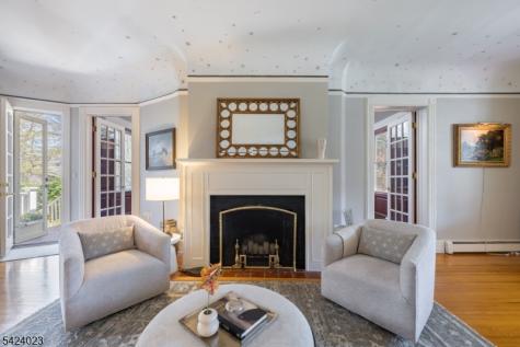 39 Oak Ridge Avenue Summit NJ 07901