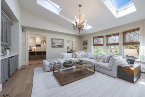 39 Oak Ridge Avenue Summit NJ 07901