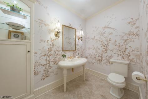 39 Oak Ridge Avenue Summit NJ 07901