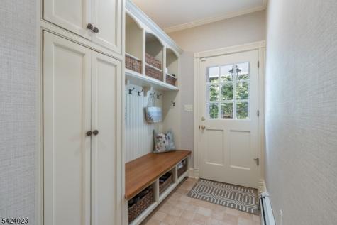 39 Oak Ridge Avenue Summit NJ 07901