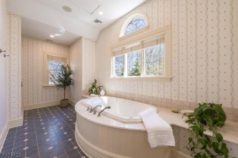 39 Oak Ridge Avenue Summit NJ 07901