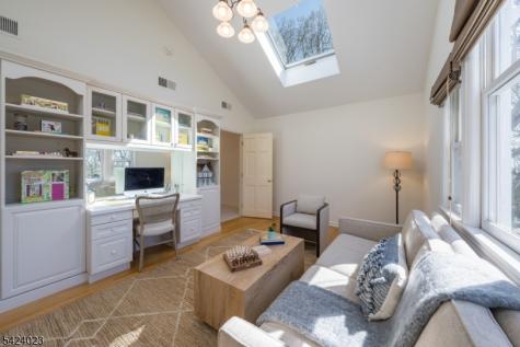 39 Oak Ridge Avenue Summit NJ 07901
