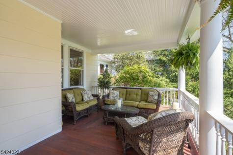 39 Oak Ridge Avenue Summit NJ 07901
